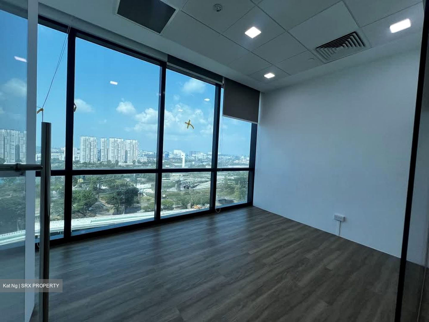 Vision Exchange (D22), Office #601939381